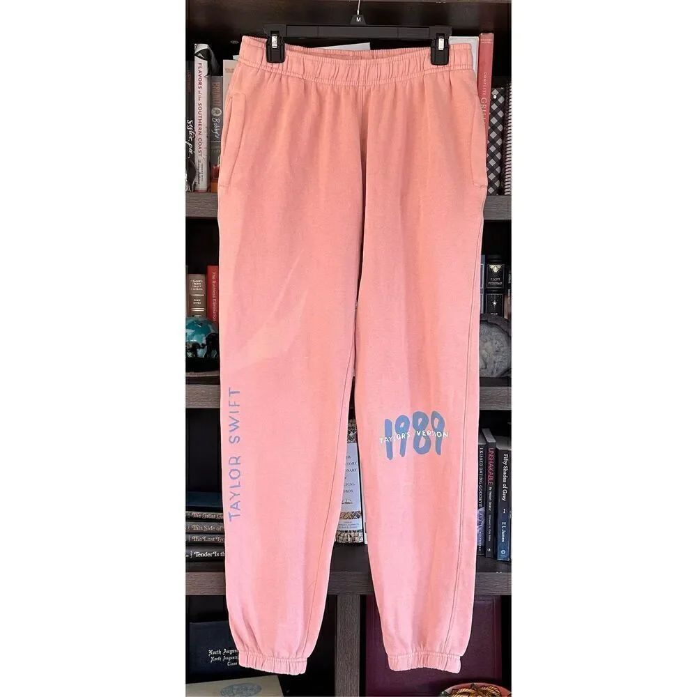 NWOT Taylor Swift 1989 Taylor’s Version Original Tour Merchandise Joggers Small